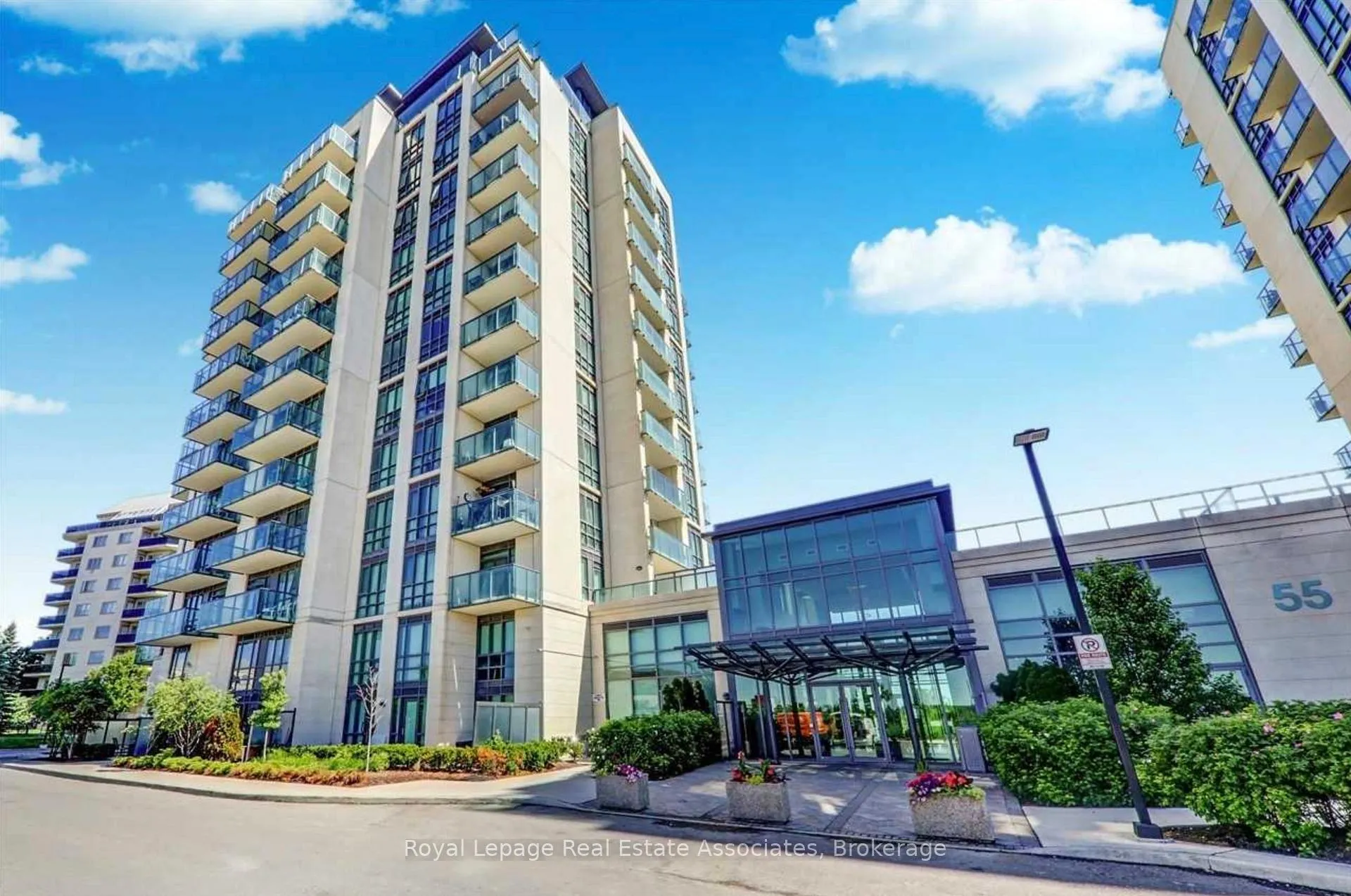 Photo 1 of Unit 405, 45 Yorkland Boulevard, Brampton, Goreway Drive Corridor — HOMEH