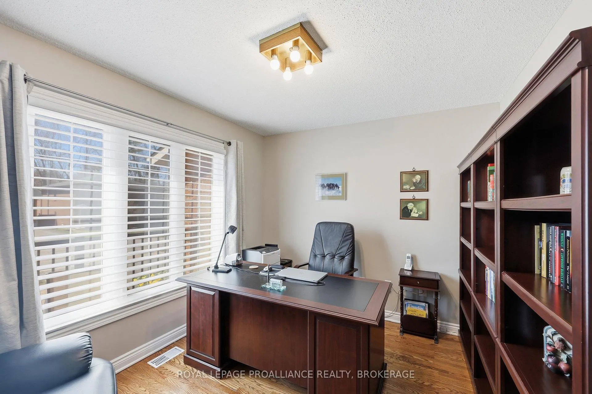 Photo 5 of 611 Rankin Crescent, Kingston, South of Taylor-Kidd Blvd — HOMEH