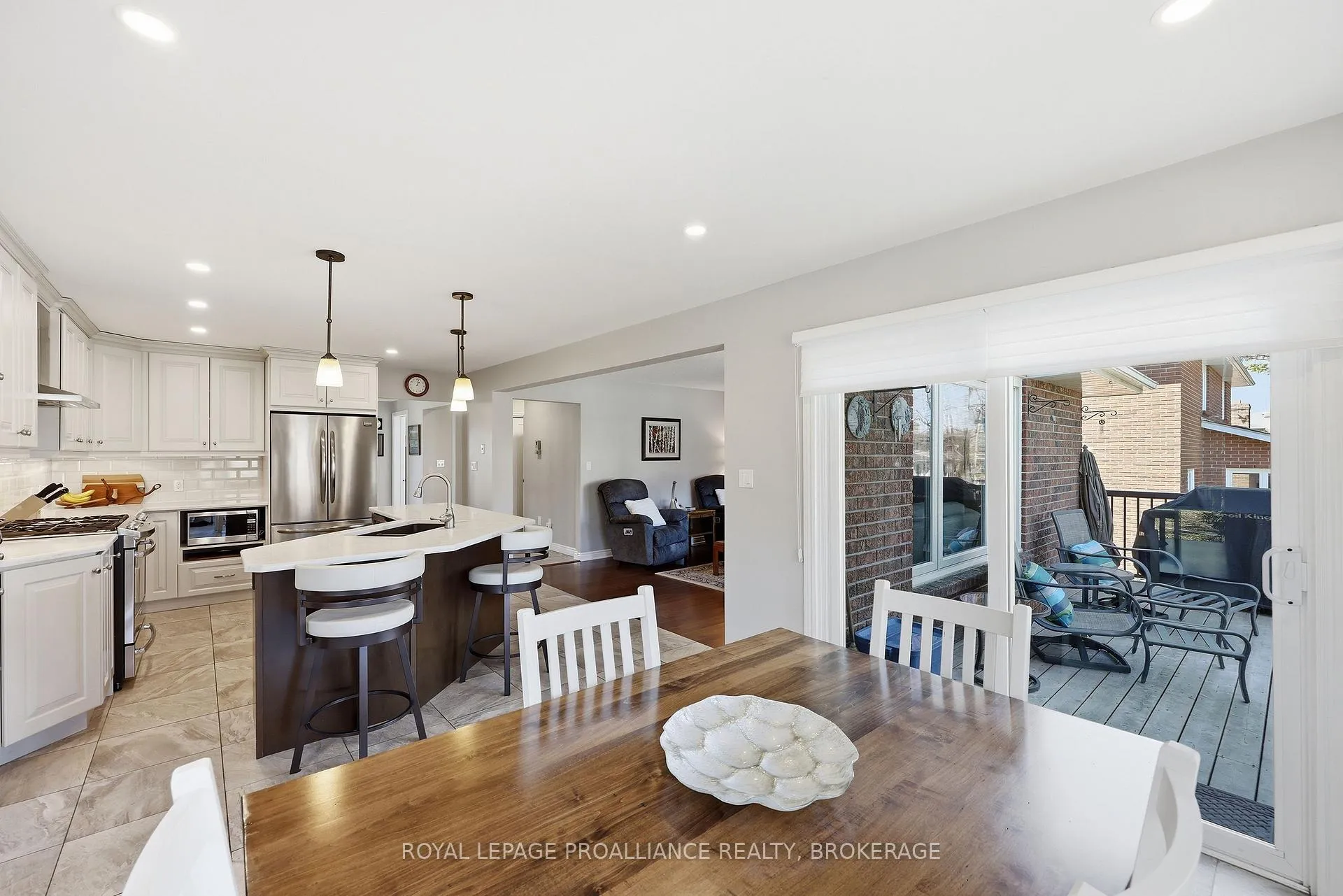 Photo 12 of 611 Rankin Crescent, Kingston, South of Taylor-Kidd Blvd — HOMEH