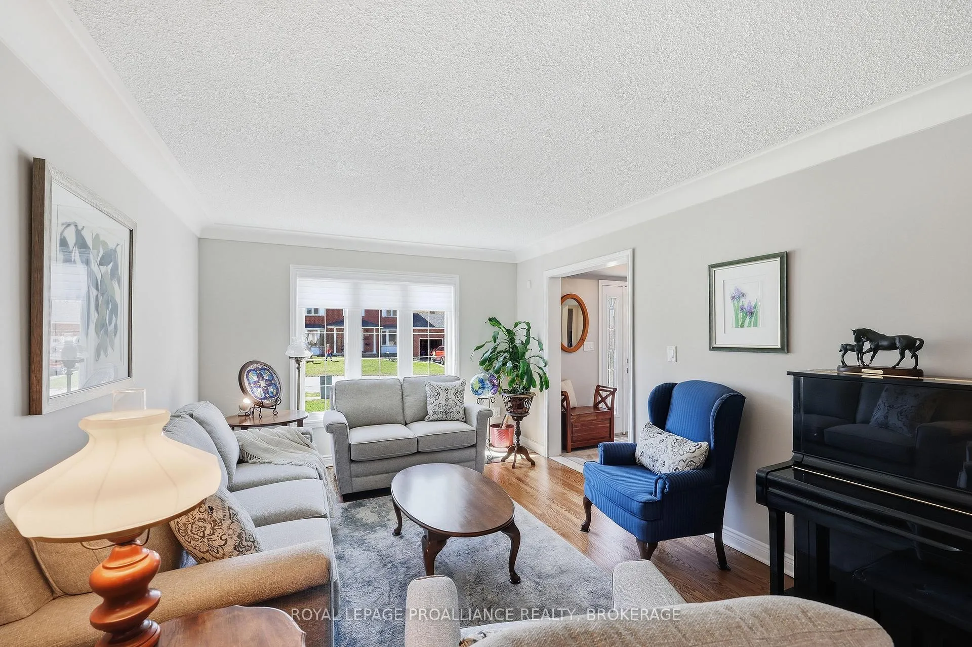 Photo 20 of 611 Rankin Crescent, Kingston, South of Taylor-Kidd Blvd — HOMEH