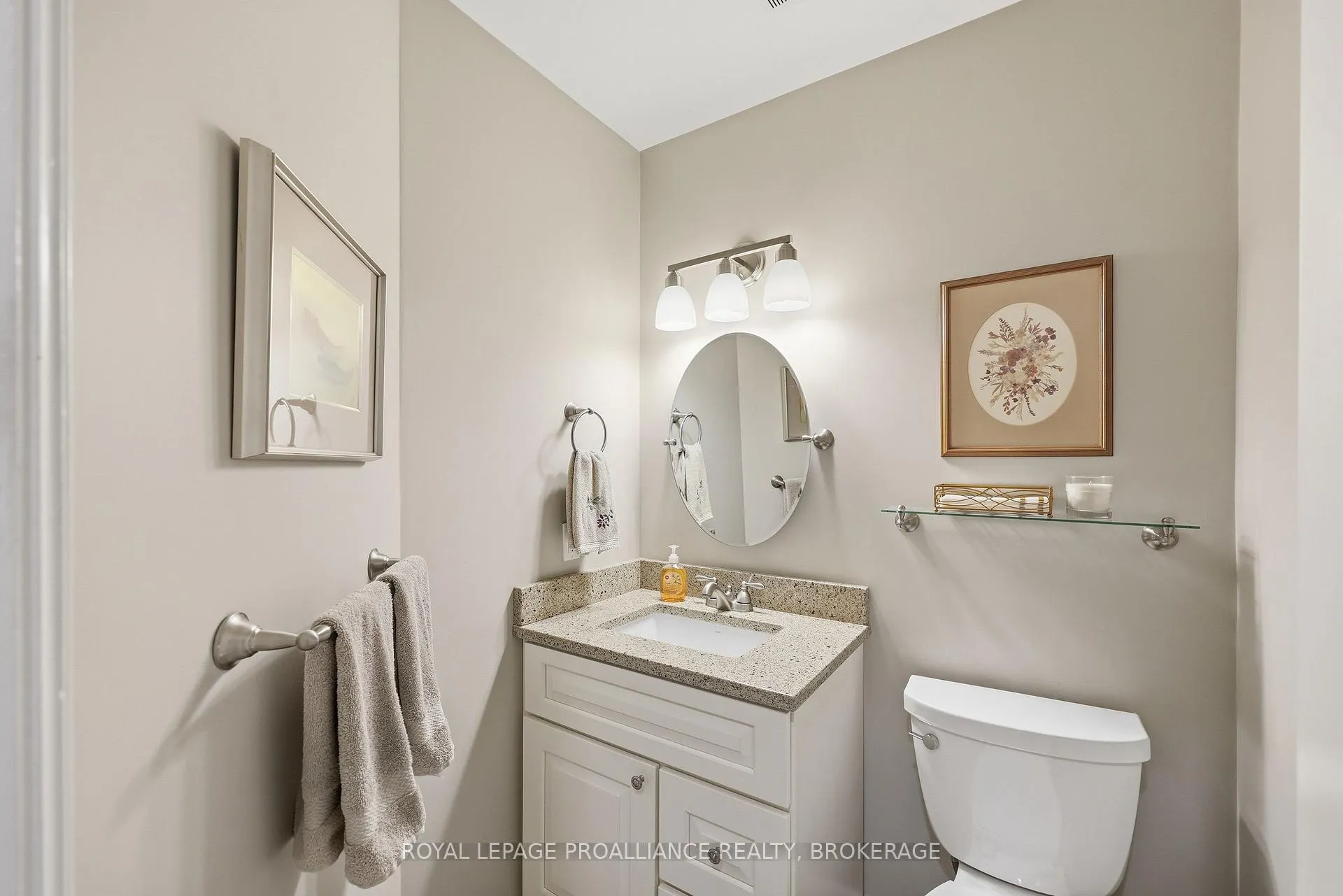 Photo 22 of 611 Rankin Crescent, Kingston, South of Taylor-Kidd Blvd — HOMEH