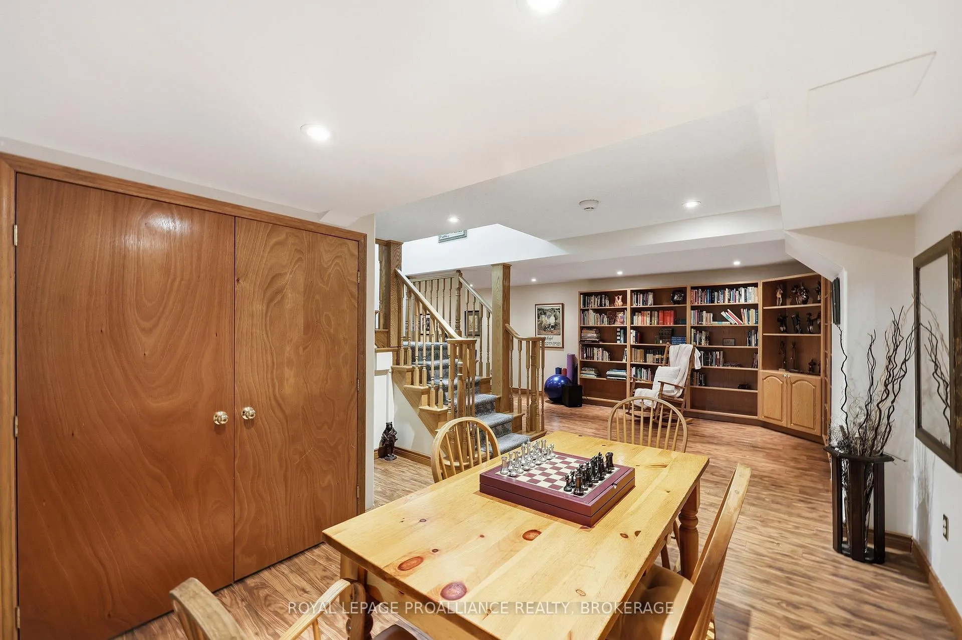 Photo 36 of 611 Rankin Crescent, Kingston, South of Taylor-Kidd Blvd — HOMEH