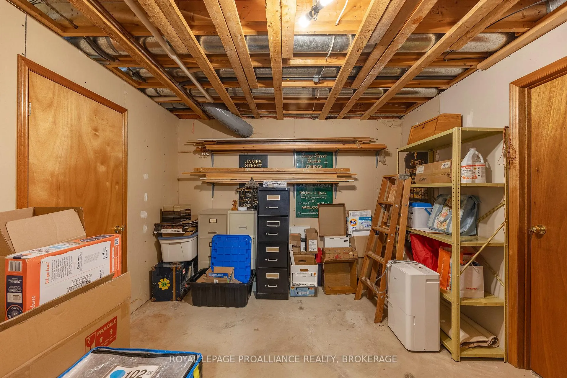 Photo 44 of 611 Rankin Crescent, Kingston, South of Taylor-Kidd Blvd — HOMEH