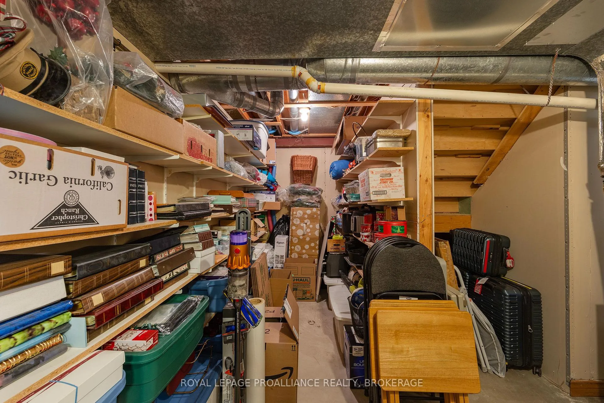 Photo 46 of 611 Rankin Crescent, Kingston, South of Taylor-Kidd Blvd — HOMEH