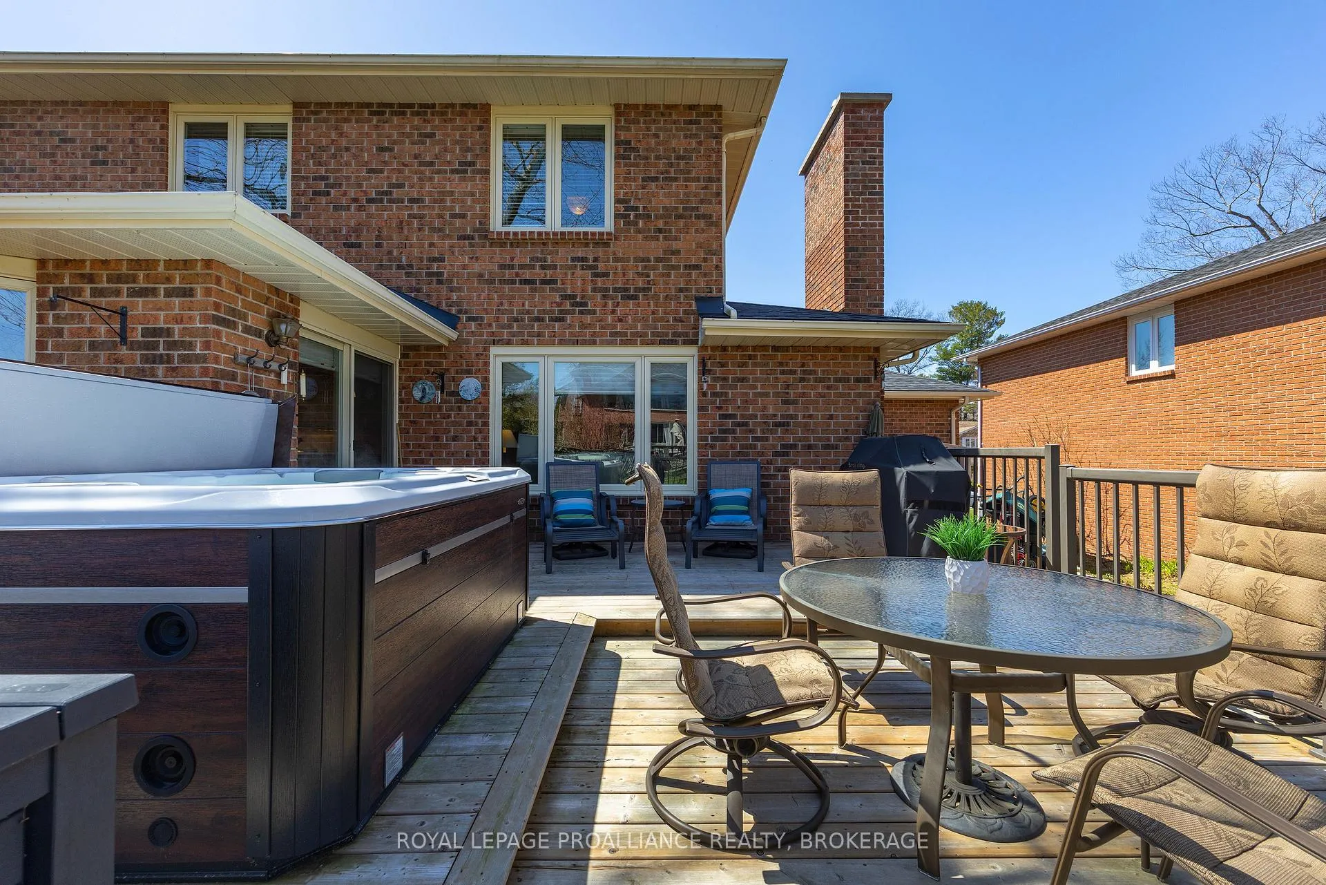 Photo 48 of 611 Rankin Crescent, Kingston, South of Taylor-Kidd Blvd — HOMEH
