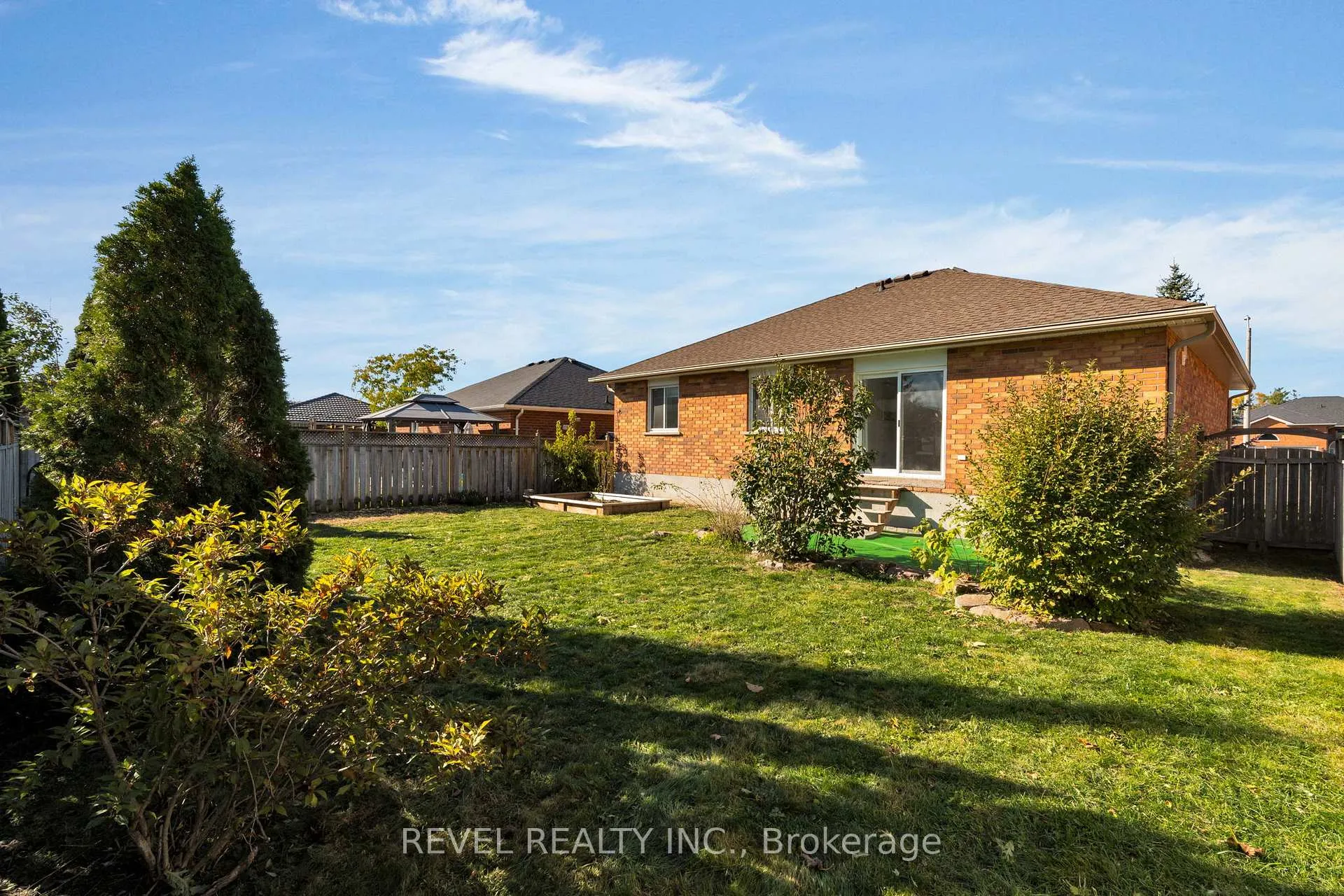 Photo 29 of 77 Marsellus Drive, Barrie, Holly — HOMEH