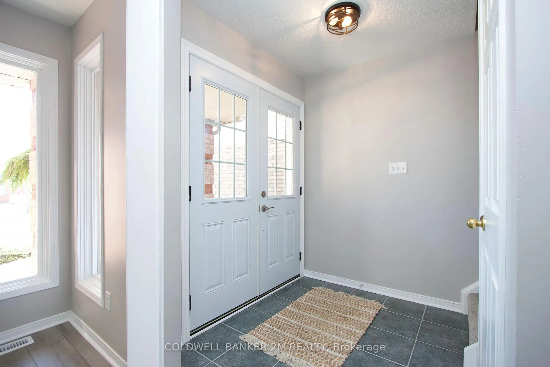 Photo 5 of 24 Mallory Street, Clarington, Courtice — HOMEH