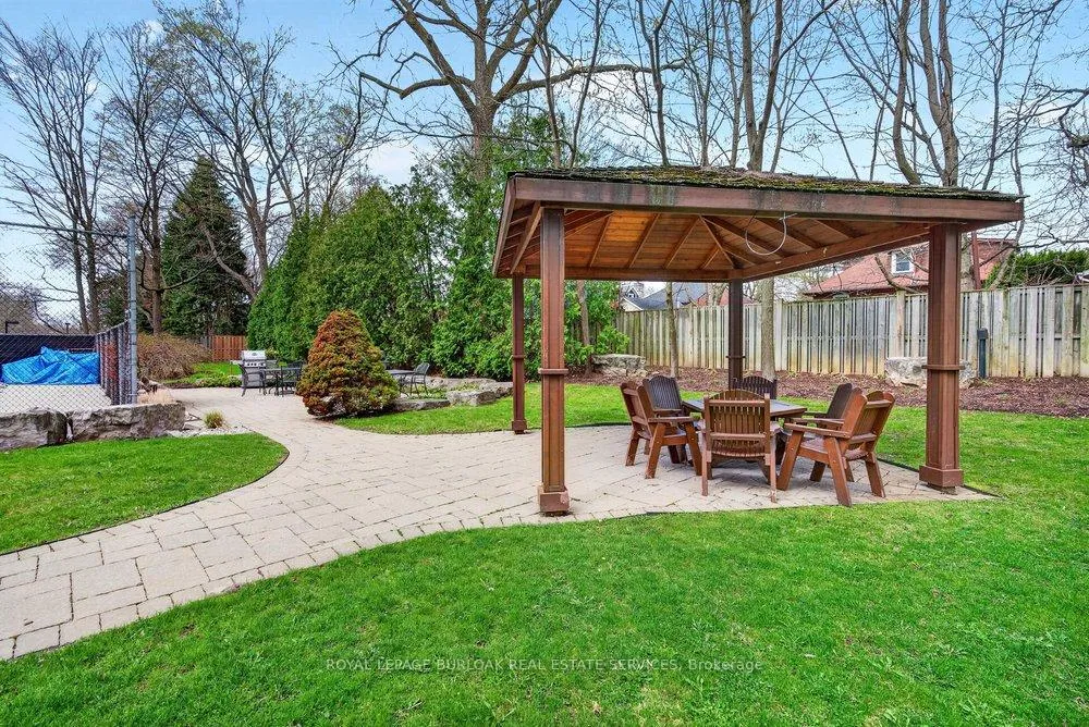 Photo 30 of Unit 307, 1225 North Shore Boulevard E, Burlington, Brant — HOMEH