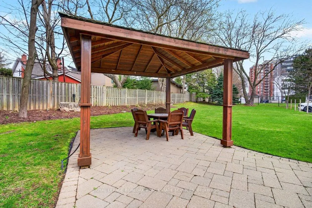 Photo 31 of Unit 307, 1225 North Shore Boulevard E, Burlington, Brant — HOMEH
