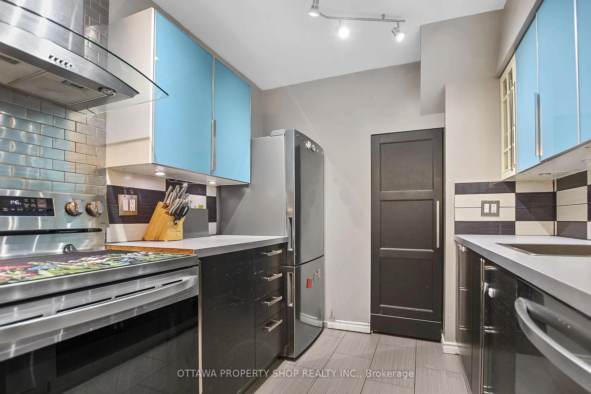 Photo 5 of 1F Banner Road, Ottawa, Sheahan Estates/Trend Village — HOMEH