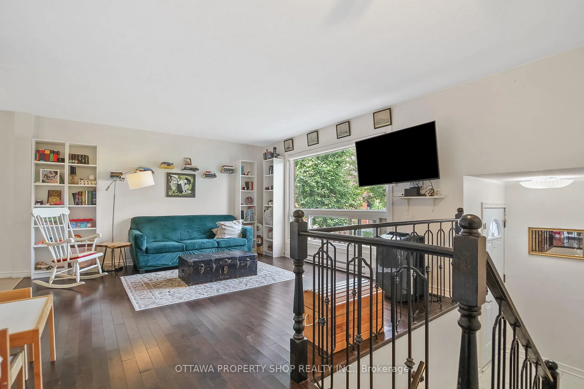Photo 11 of 1F Banner Road, Ottawa, Sheahan Estates/Trend Village — HOMEH