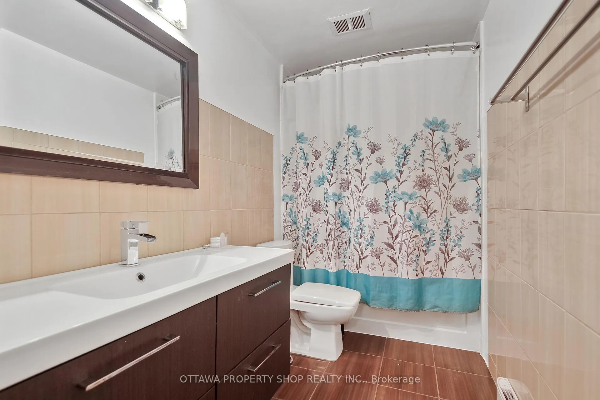 Photo 18 of 1F Banner Road, Ottawa, Sheahan Estates/Trend Village — HOMEH
