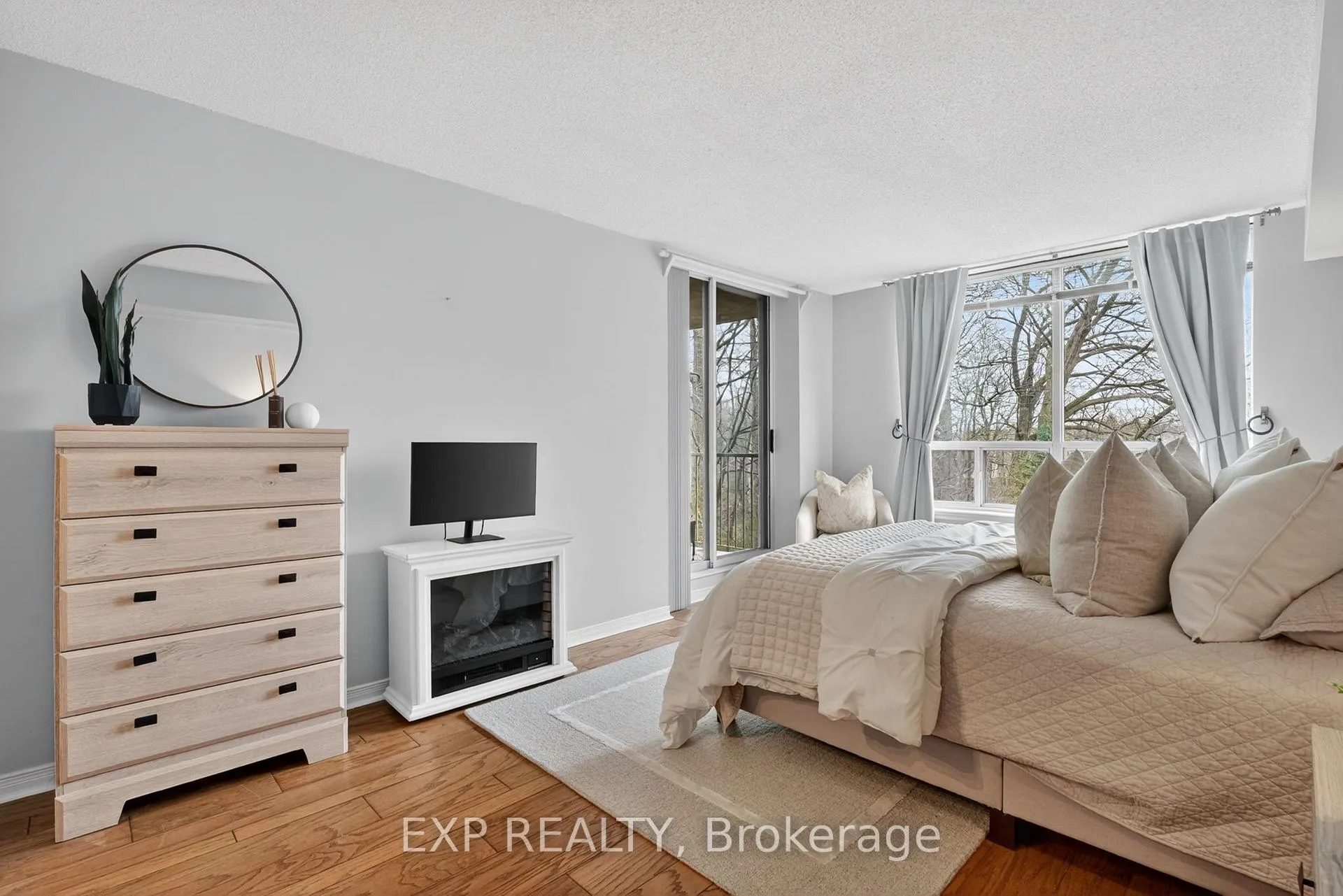 Photo 31 of Unit 301, 8111 Forest Glen Drive, Niagara Falls, Mt. Carmel — HOMEH