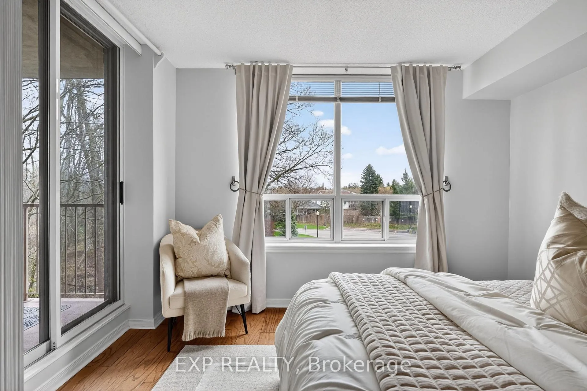 Photo 32 of Unit 301, 8111 Forest Glen Drive, Niagara Falls, Mt. Carmel — HOMEH