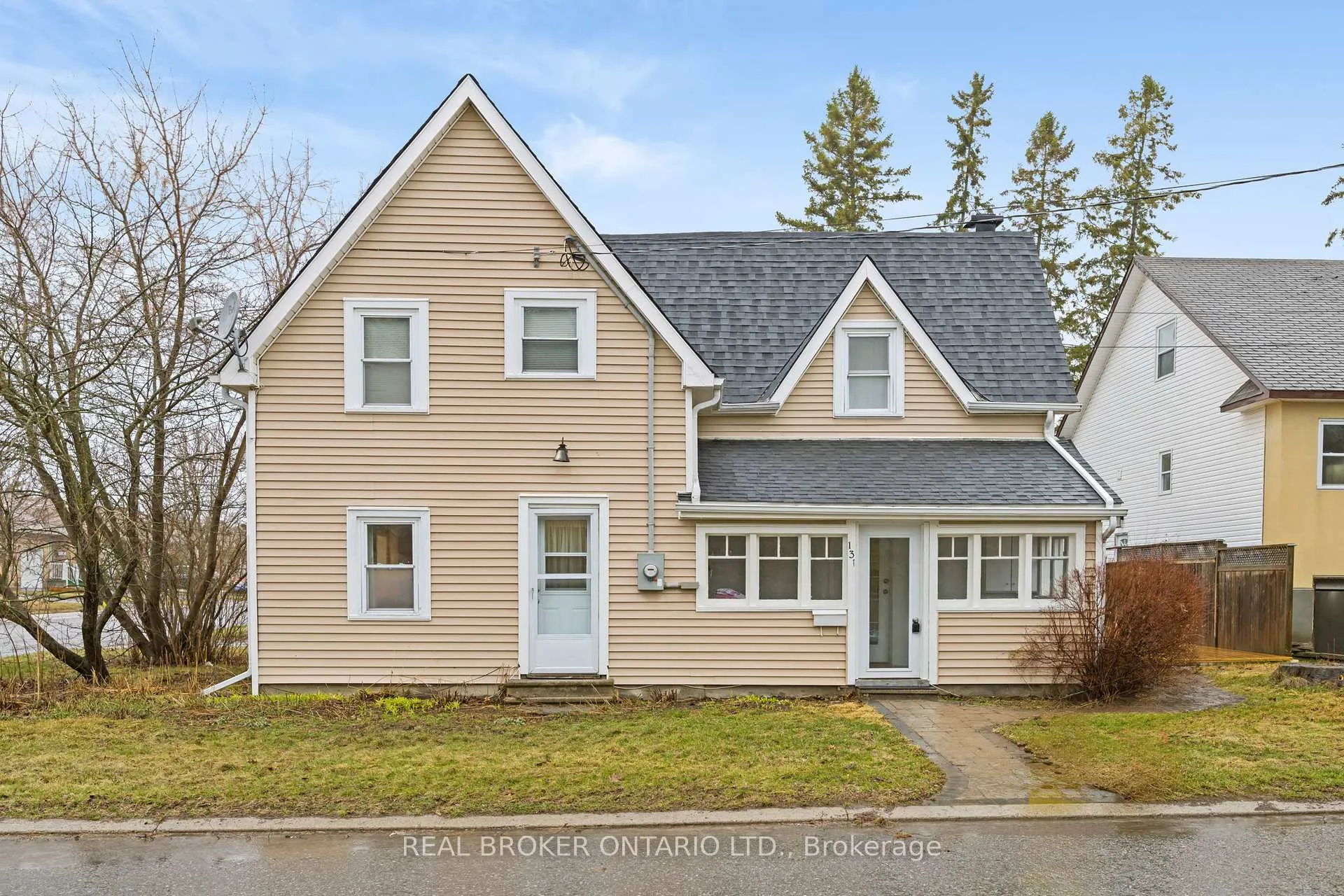 Front of 131 Mcdonald Street
