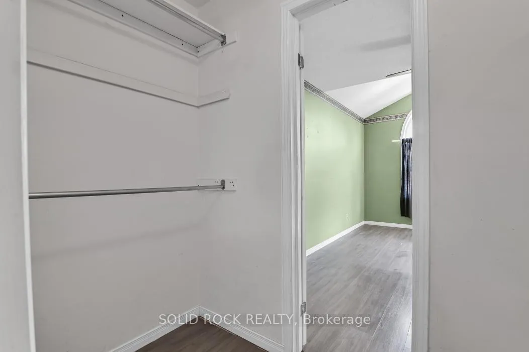 Photo 13 of 33 Boulder Way, Ottawa, Barrhaven - Longfields — HOMEH