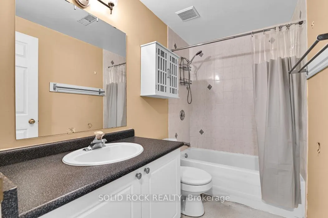 Photo 21 of 33 Boulder Way, Ottawa, Barrhaven - Longfields — HOMEH