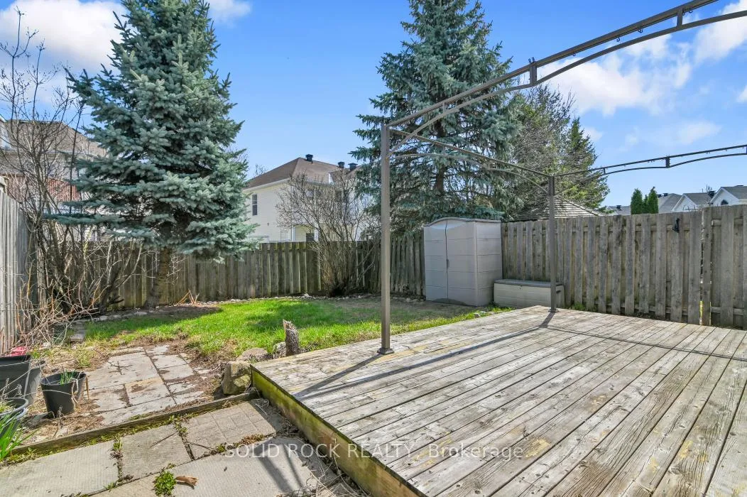Photo 24 of 33 Boulder Way, Ottawa, Barrhaven - Longfields — HOMEH