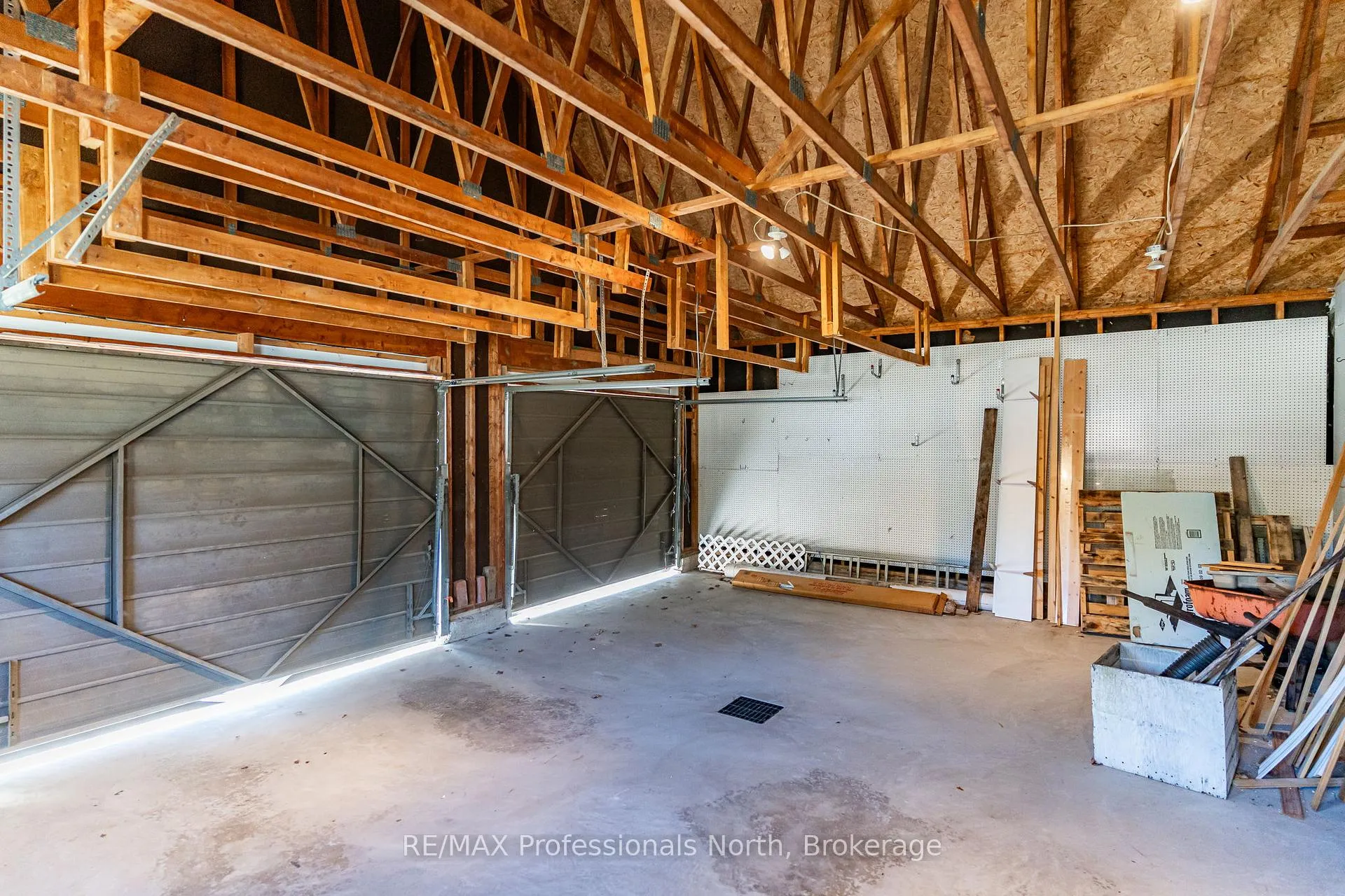 Photo 44 of 16 Highland Gate Boulevard, Minden Hills, Anson — HOMEH