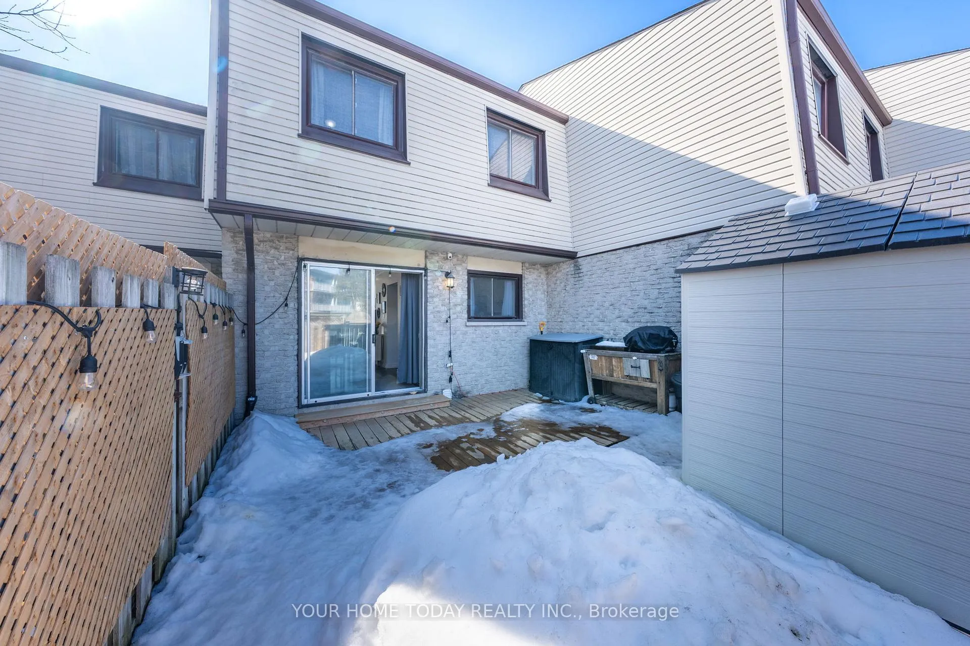 Photo 29 of Unit 29, 108 Sinclair Avenue, Halton Hills, Georgetown — HOMEH