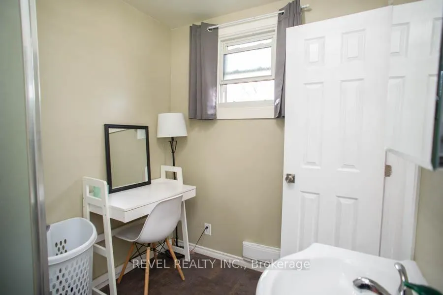Photo 16 of 47 Simcoe Street, Brant, Brantford Twp — HOMEH