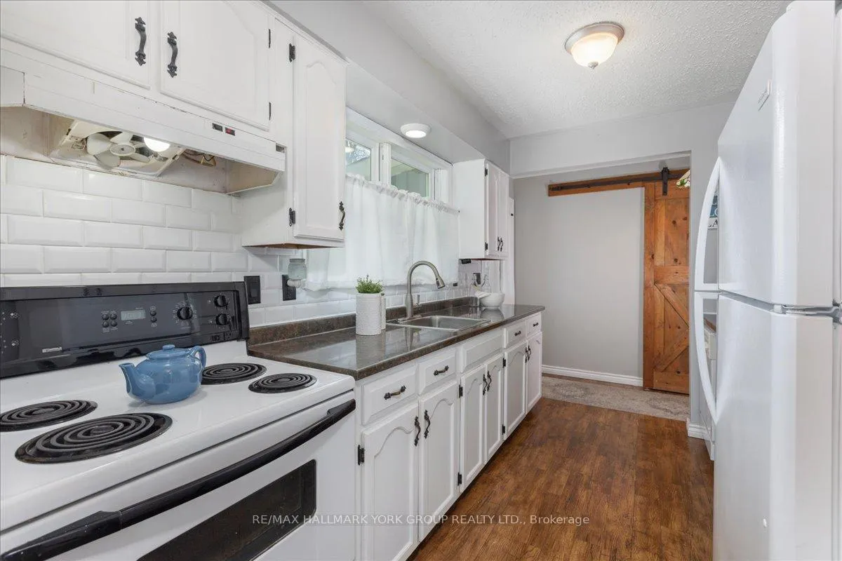 Photo 15 of 341 Pasadena Drive, Georgina, Keswick South — HOMEH