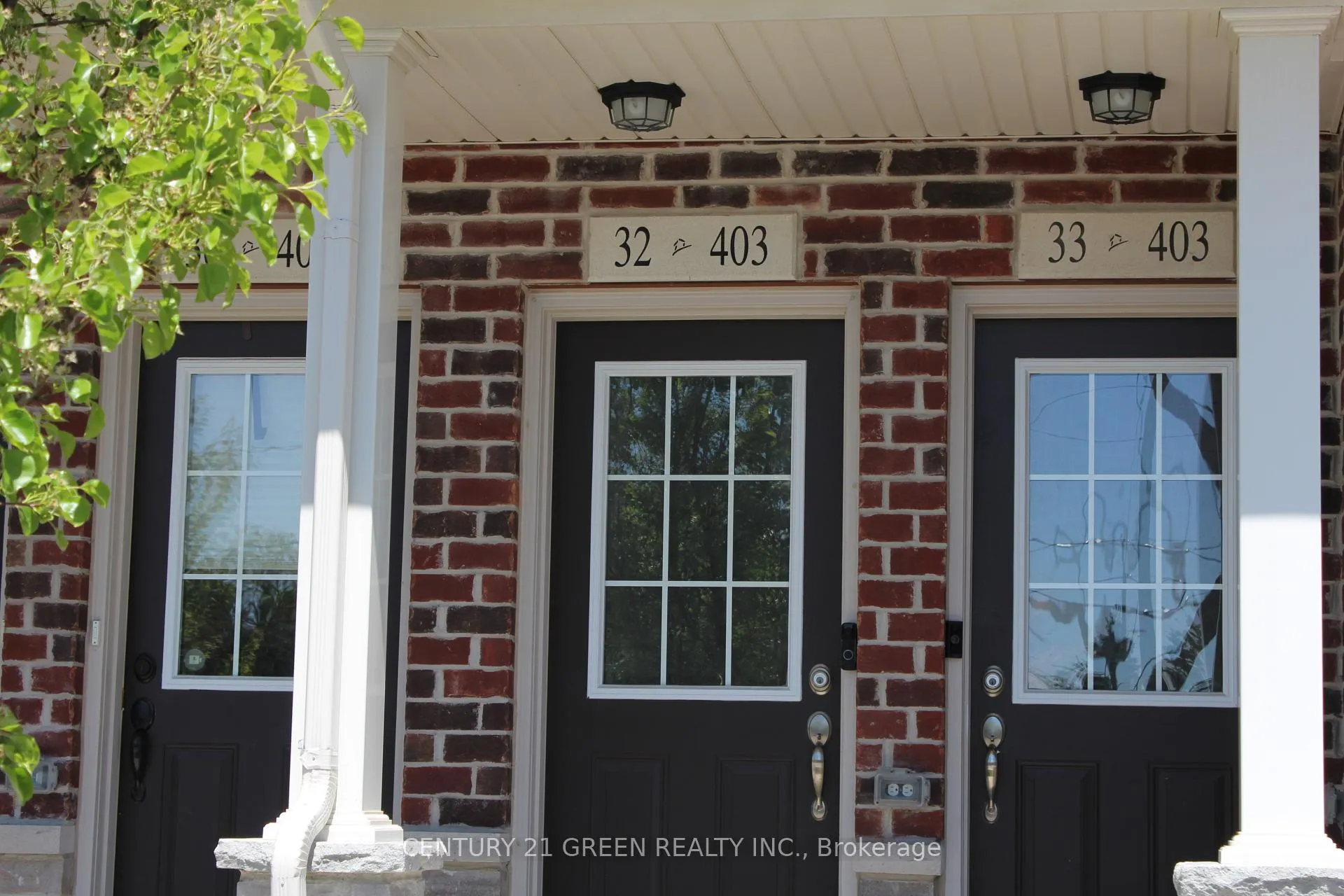 Photo 1 of Unit 32, 403 Westwood Drive, Kitchener — HOMEH
