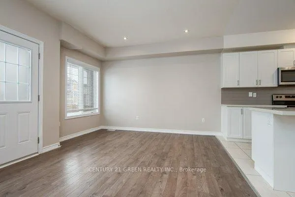 Photo 13 of Unit 32, 403 Westwood Drive, Kitchener — HOMEH