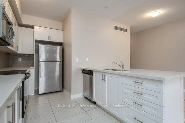 Photo 21 of Unit 32, 403 Westwood Drive, Kitchener — HOMEH