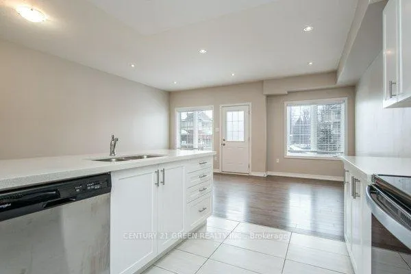 Photo 22 of Unit 32, 403 Westwood Drive, Kitchener — HOMEH