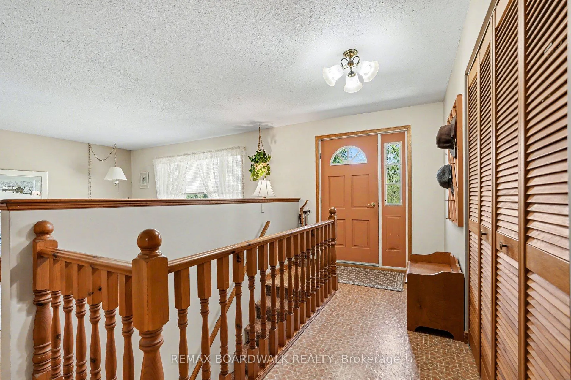 Photo 4 of 1283 Bathurst 5th Concession, Tay Valley, Bathurst/Burgess & Sherbrooke (Bathurst) Twp — HOMEH