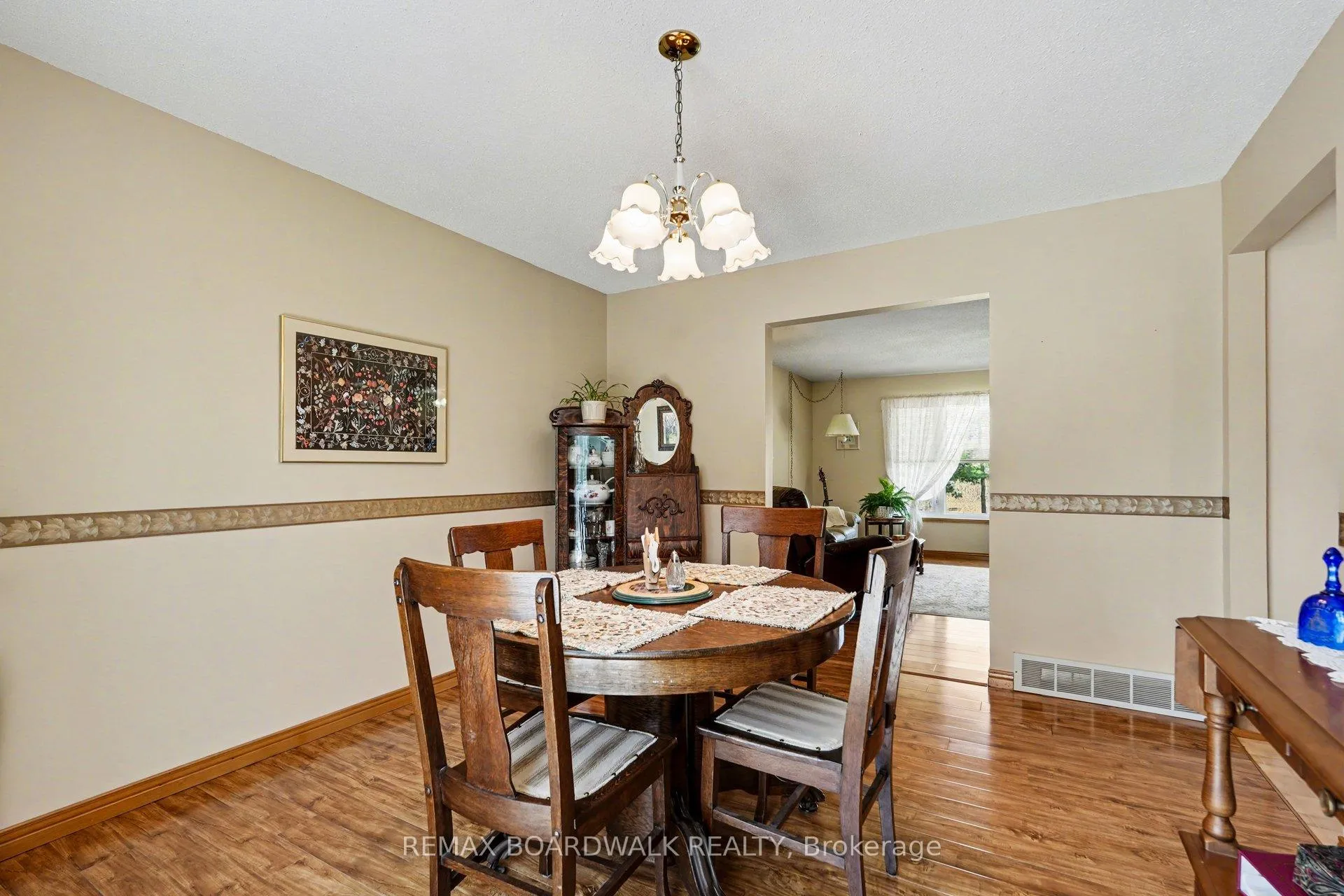 Photo 9 of 1283 Bathurst 5th Concession, Tay Valley, Bathurst/Burgess & Sherbrooke (Bathurst) Twp — HOMEH