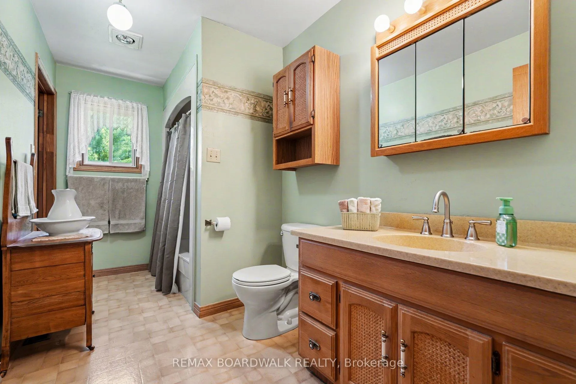 Photo 24 of 1283 Bathurst 5th Concession, Tay Valley, Bathurst/Burgess & Sherbrooke (Bathurst) Twp — HOMEH