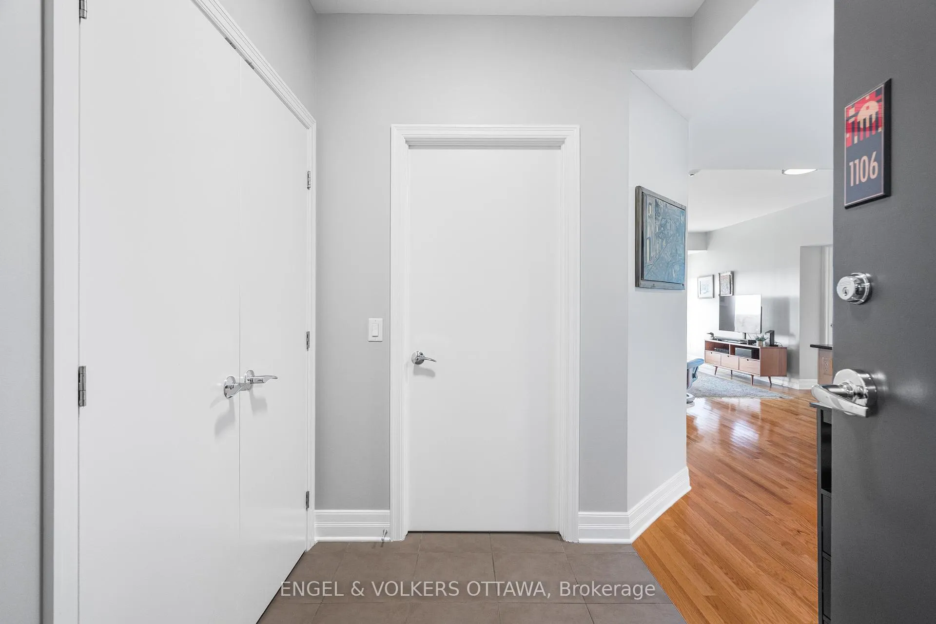 Photo 5 of Unit 1106, 75 Cleary Avenue, Ottawa, Woodroffe — HOMEH