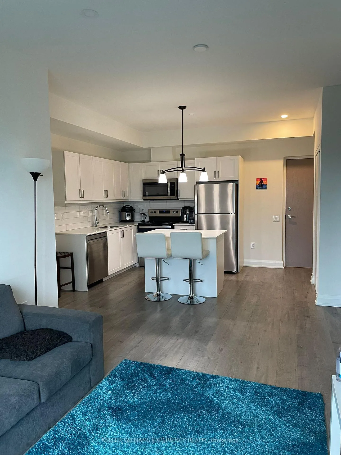 Photo 2 of Unit 1111, 58 Lakeside Terrace, Barrie, Little Lake — HOMEH