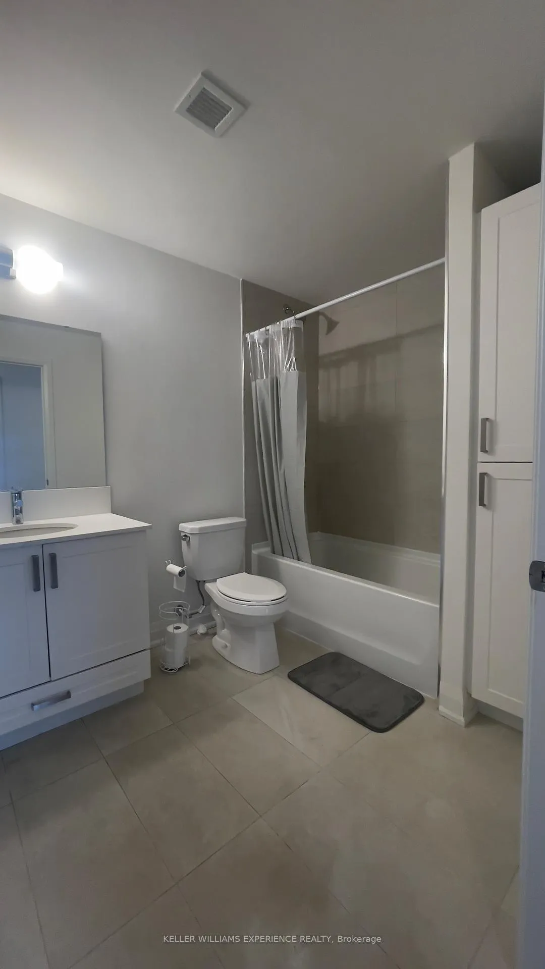 Photo 18 of Unit 1111, 58 Lakeside Terrace, Barrie, Little Lake — HOMEH