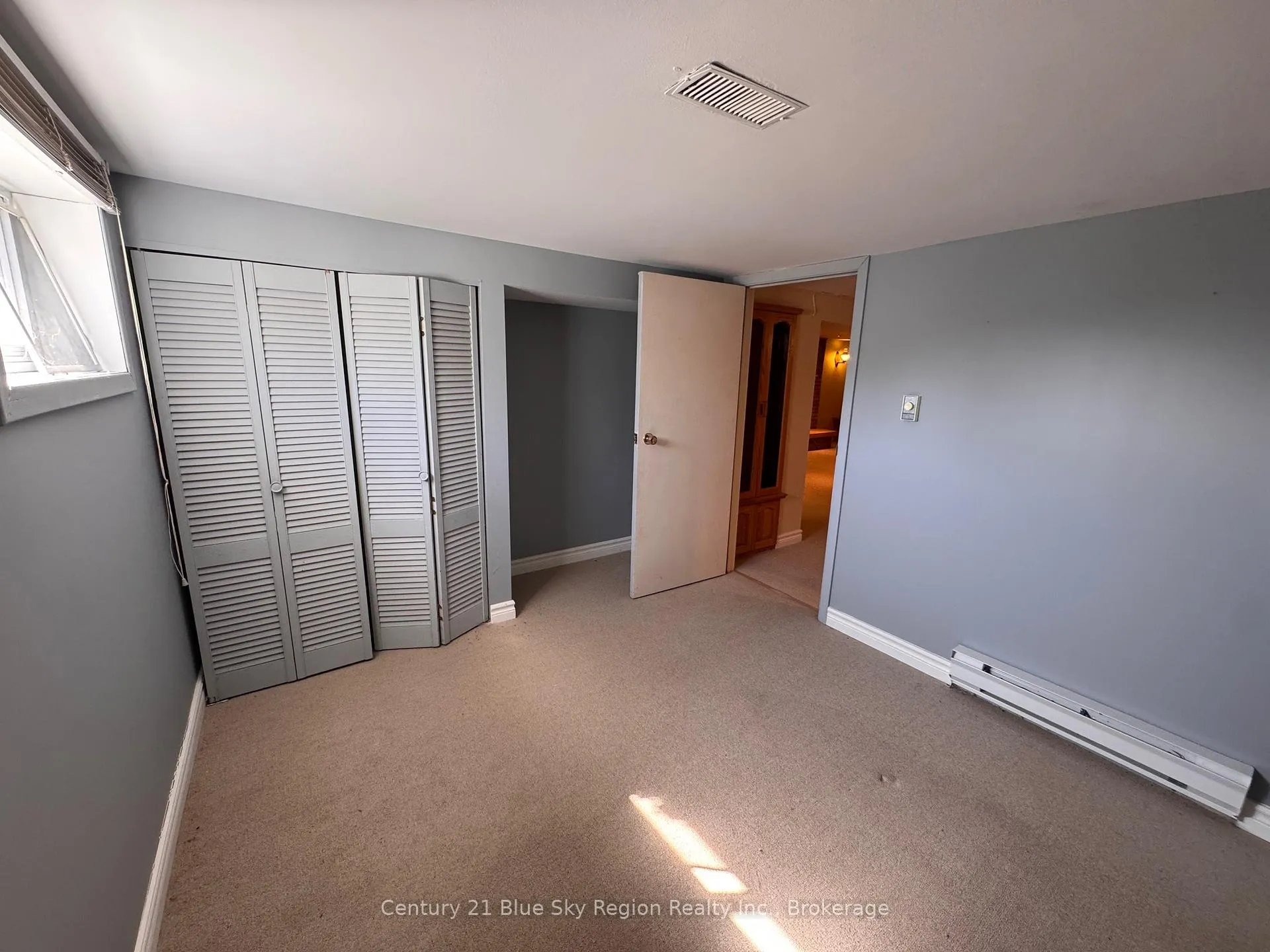 Photo 27 of 918 Douglas Street, North Bay, Central — HOMEH