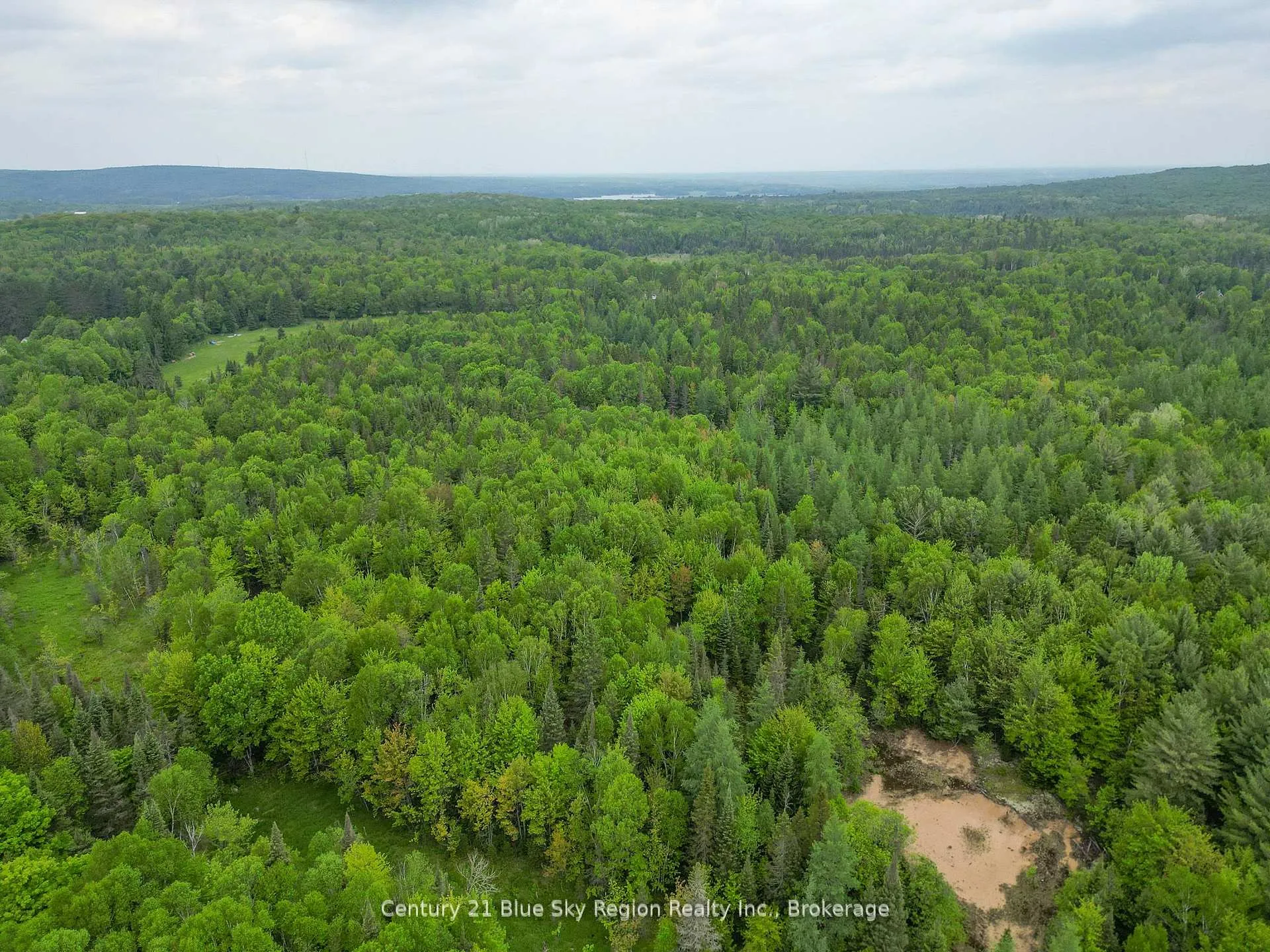 Photo 3 of 471 Weiler Line, Powassan — HOMEH