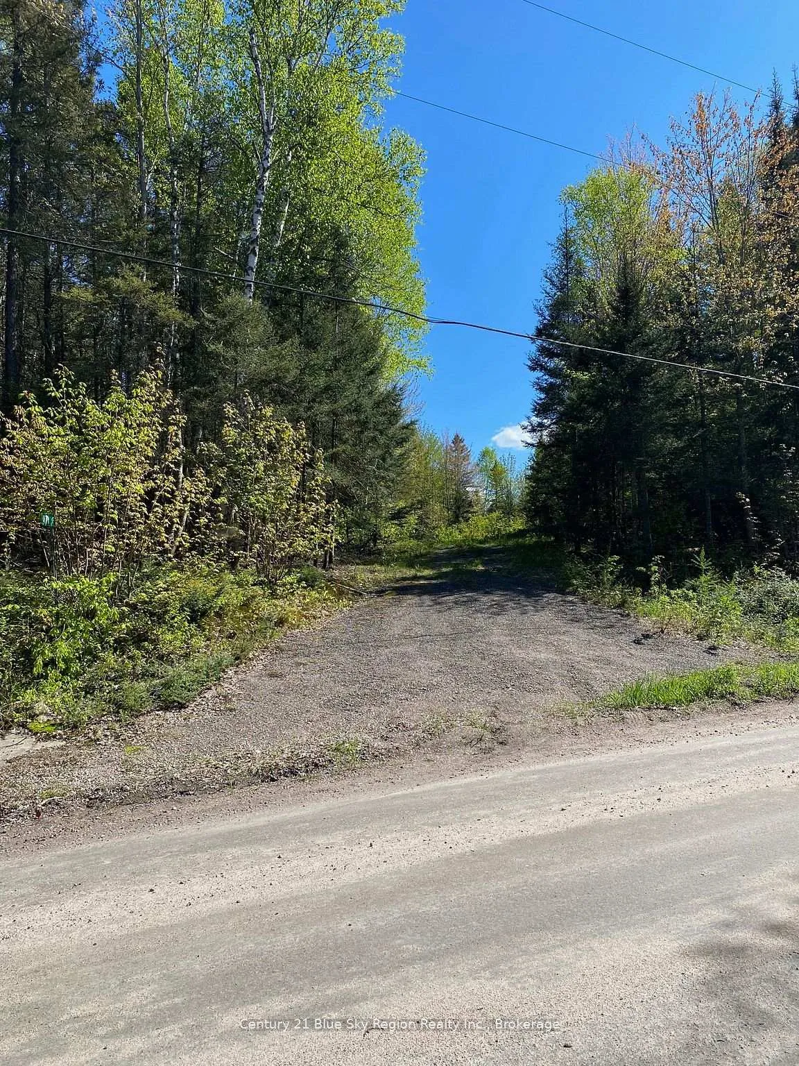 Photo 6 of 471 Weiler Line, Powassan — HOMEH