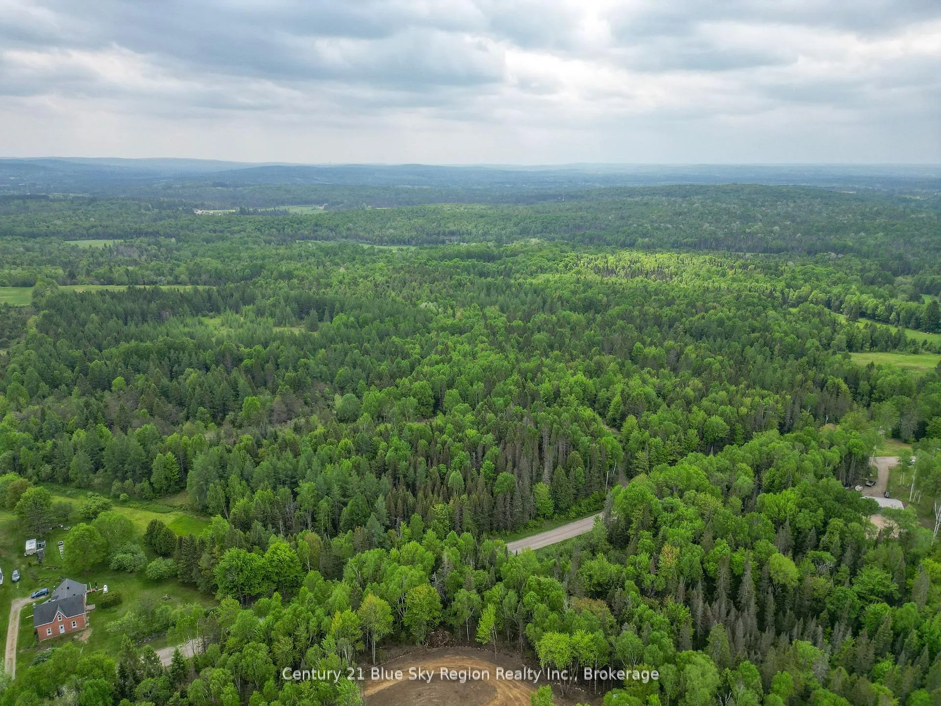 Photo 15 of 471 Weiler Line, Powassan — HOMEH