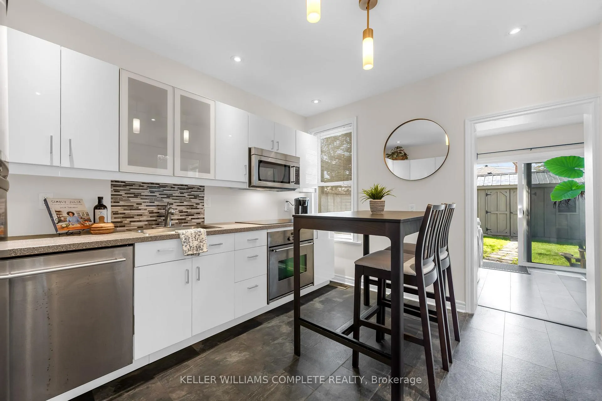 Photo 8 of 73 Norman Street, Hamilton, Crown Point — HOMEH