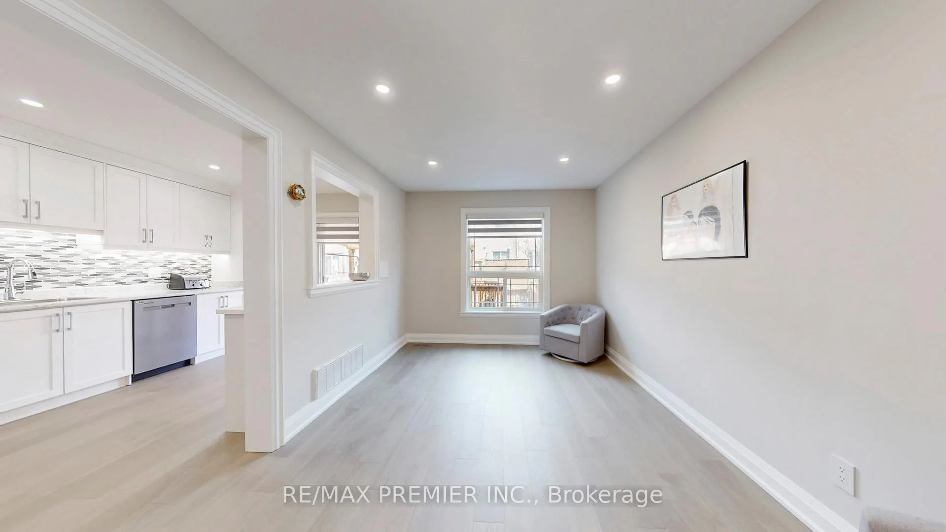 Photo 15 of 32 Weekes Drive, Ajax, Central West — HOMEH