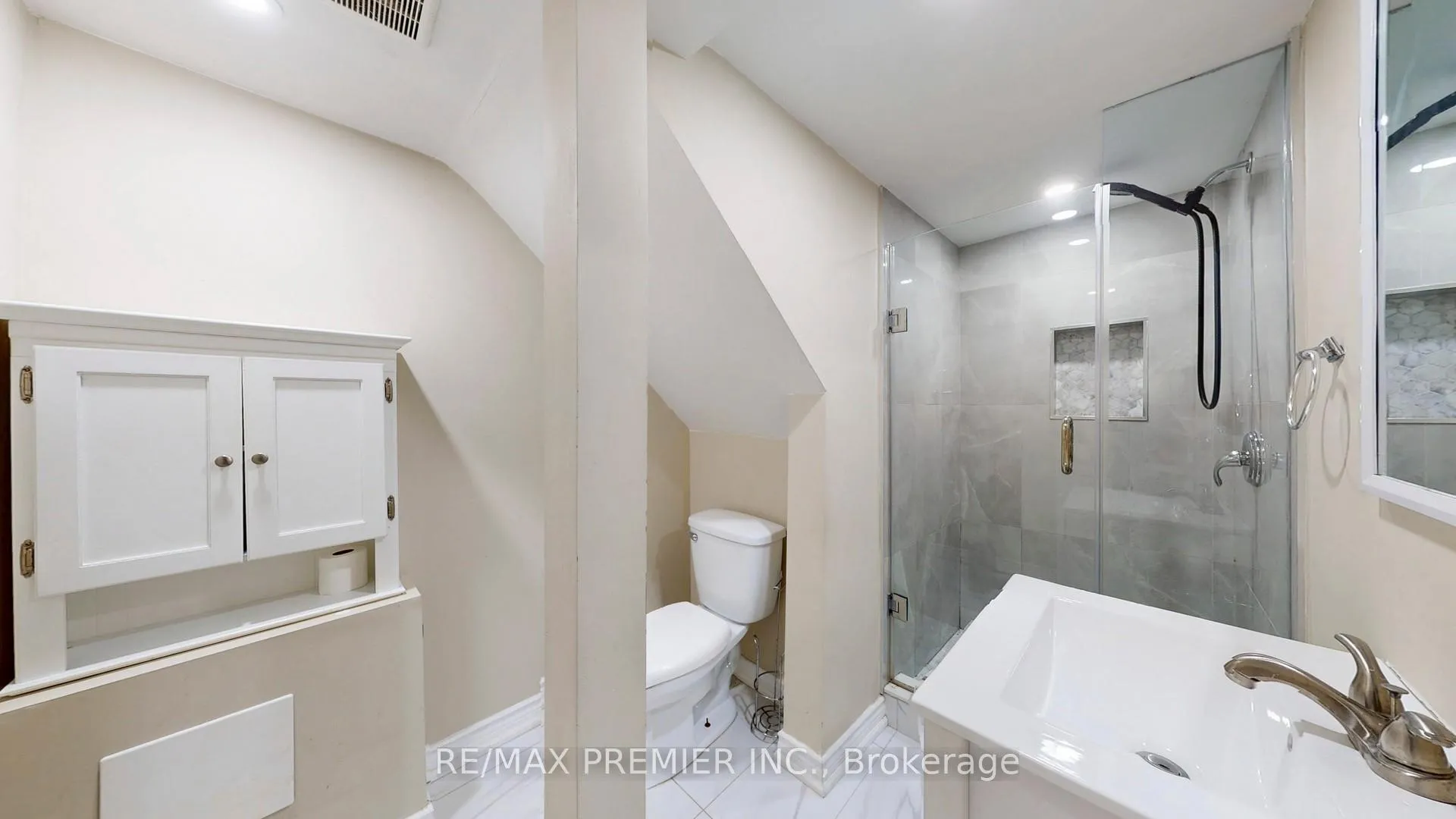 Photo 33 of 32 Weekes Drive, Ajax, Central West — HOMEH