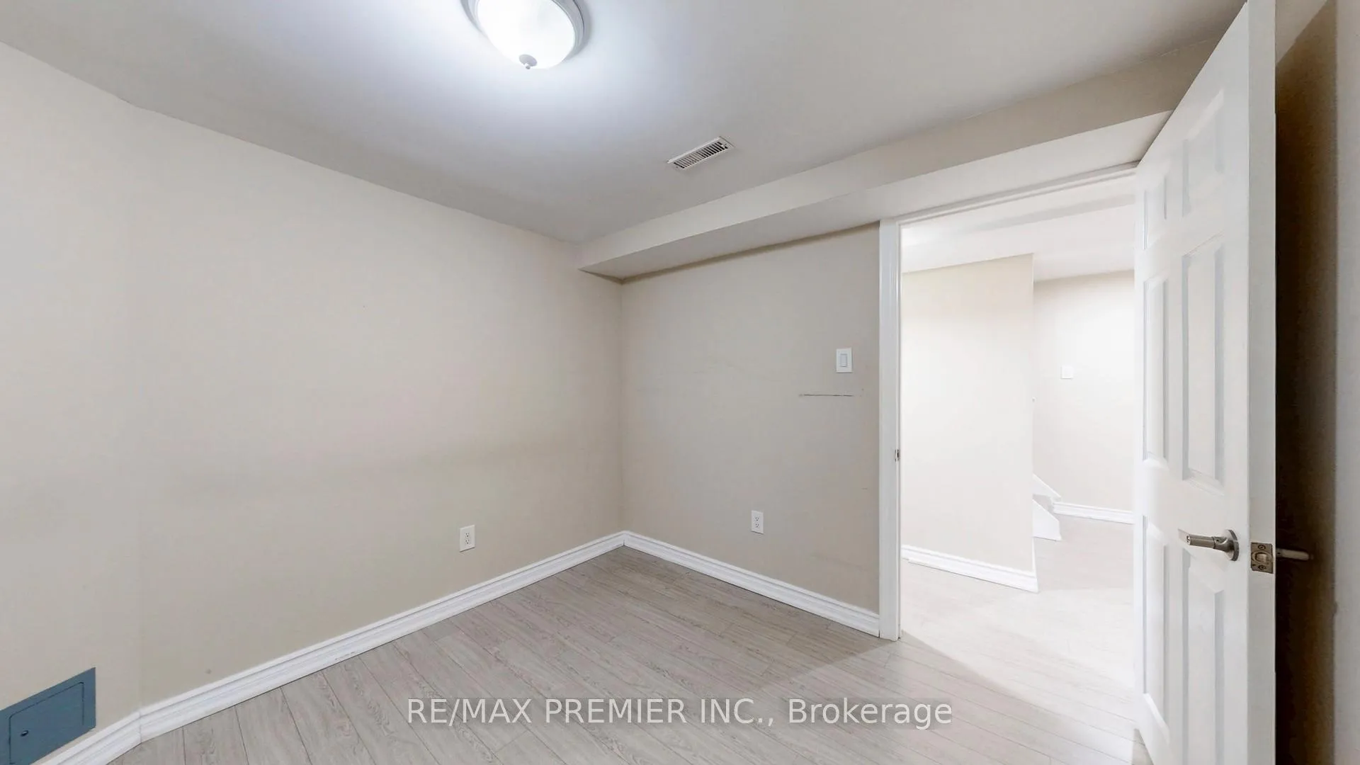 Photo 34 of 32 Weekes Drive, Ajax, Central West — HOMEH