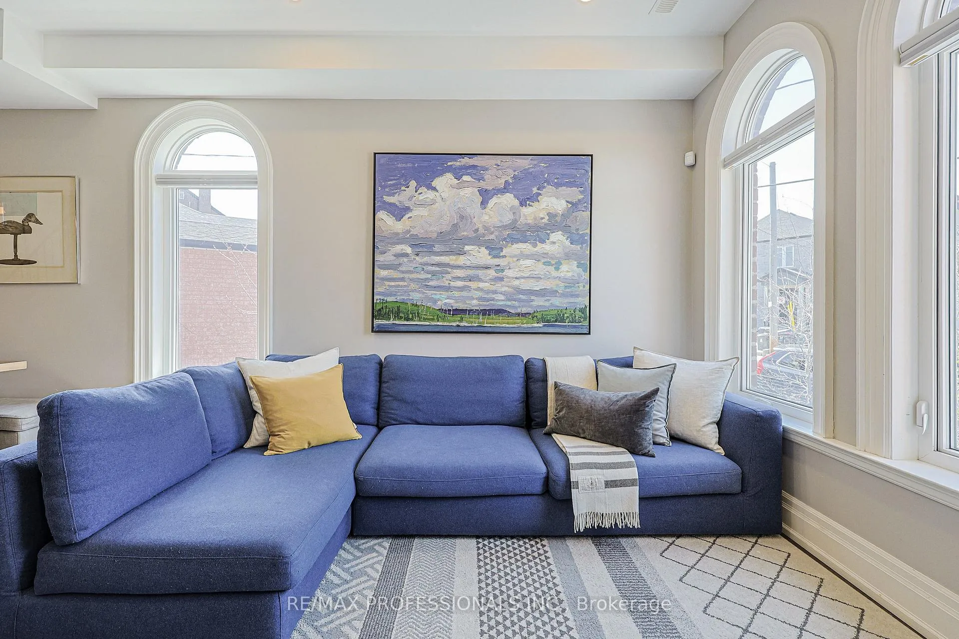 Photo 8 of 9B Harlton Crescent, Toronto, Keelesdale-Eglinton West — HOMEH