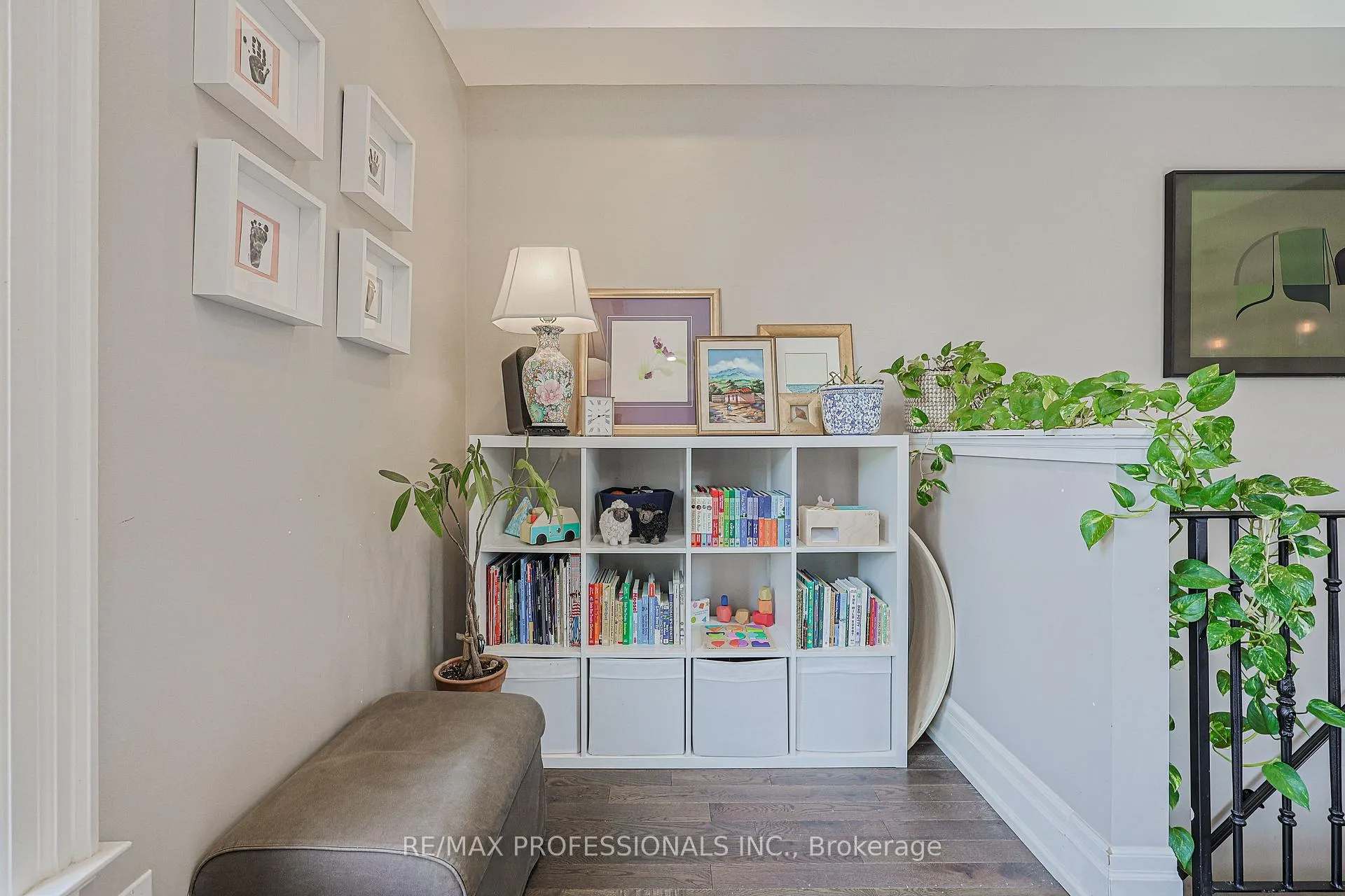 Photo 9 of 9B Harlton Crescent, Toronto, Keelesdale-Eglinton West — HOMEH