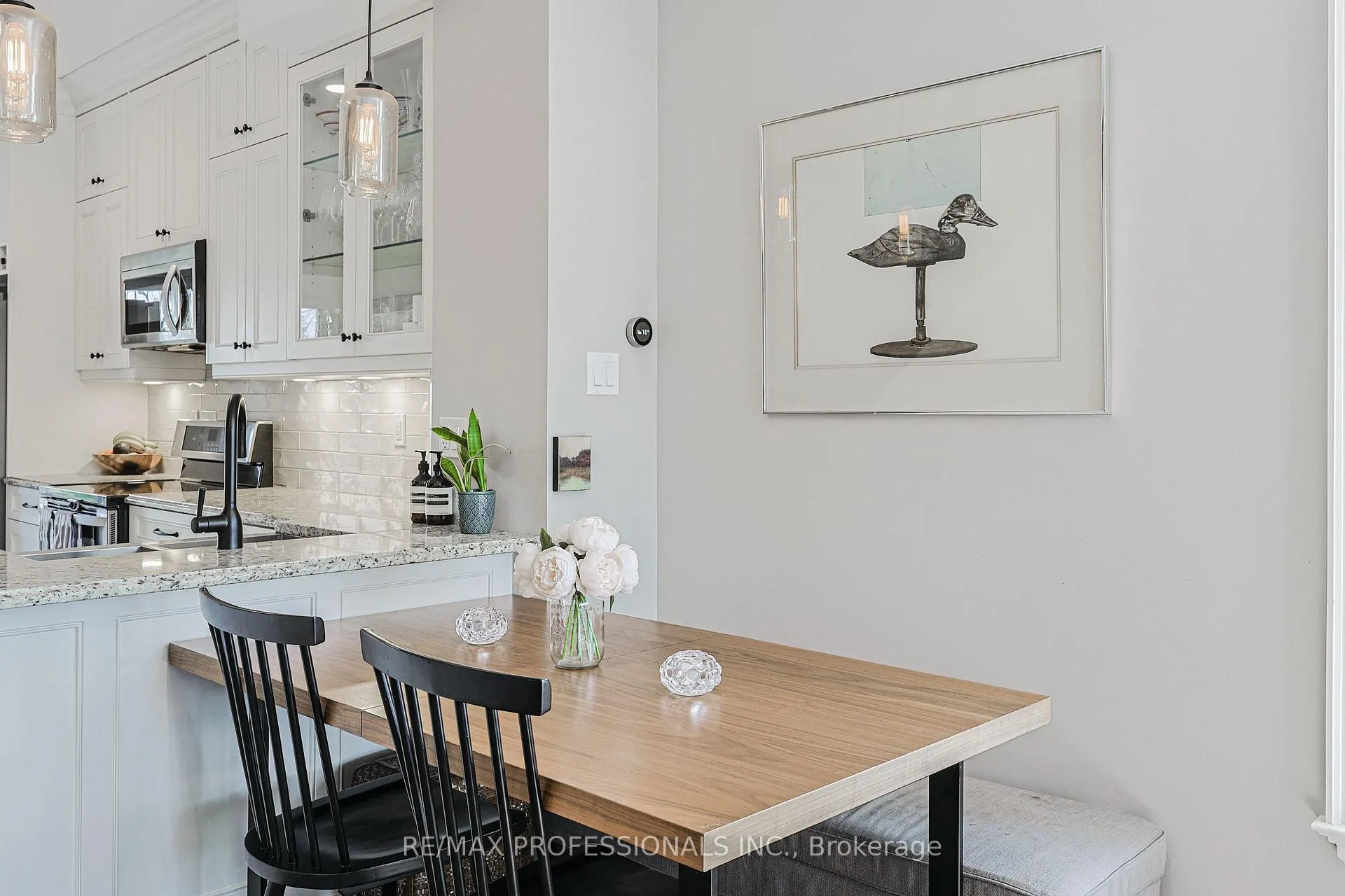 Photo 12 of 9B Harlton Crescent, Toronto, Keelesdale-Eglinton West — HOMEH