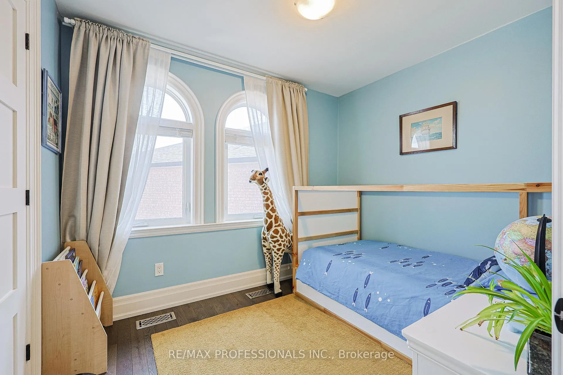 Photo 28 of 9B Harlton Crescent, Toronto, Keelesdale-Eglinton West — HOMEH