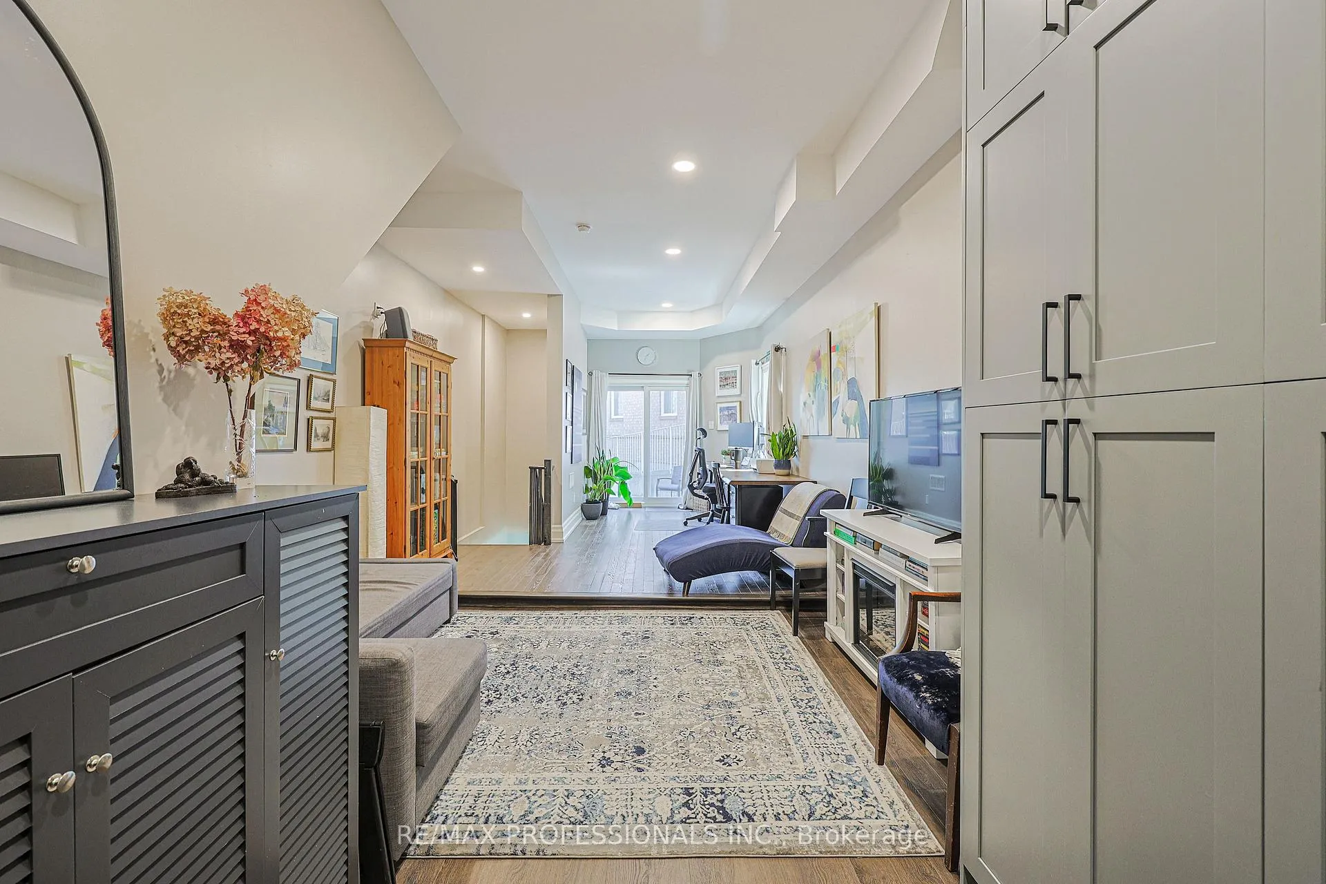 Photo 33 of 9B Harlton Crescent, Toronto, Keelesdale-Eglinton West — HOMEH