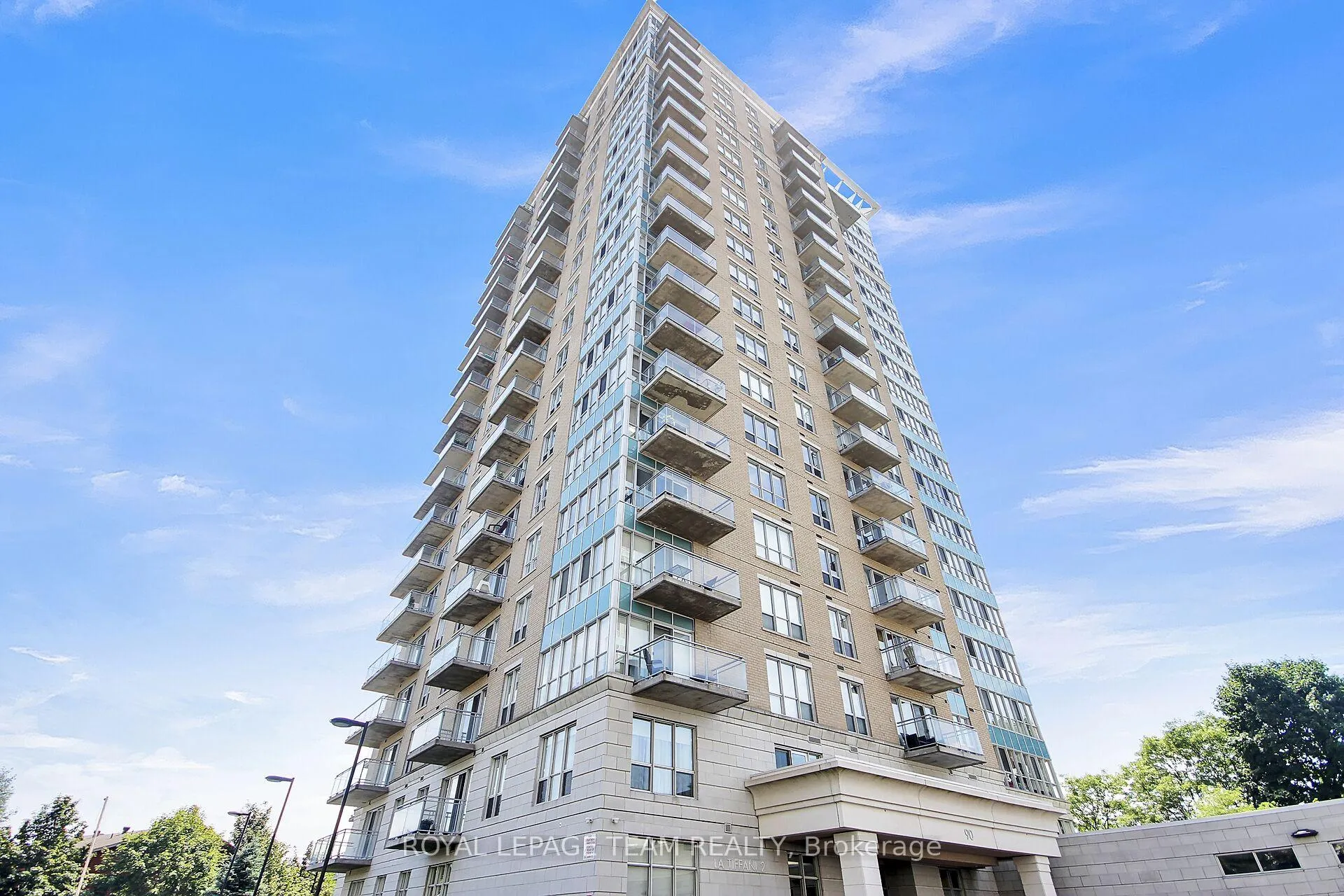 Front of Unit 1104, 90 Landry Street
